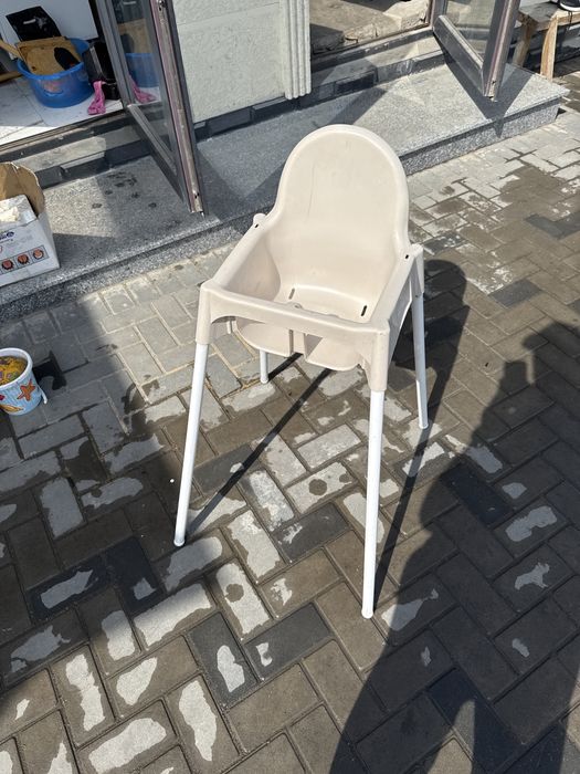 Стол для кормления детей