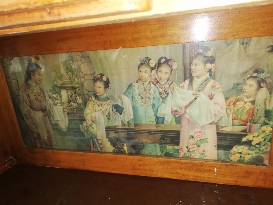 Продается антикварный буфет 40х годов, из красного ореха