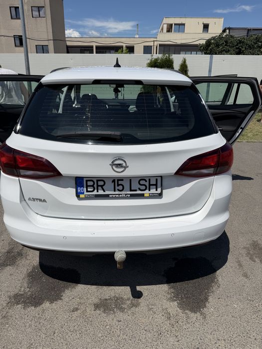 OPEL  ASTRA  K 2017