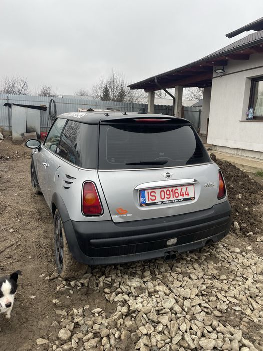 Vand Mini Cooper R50 1.6 benzina