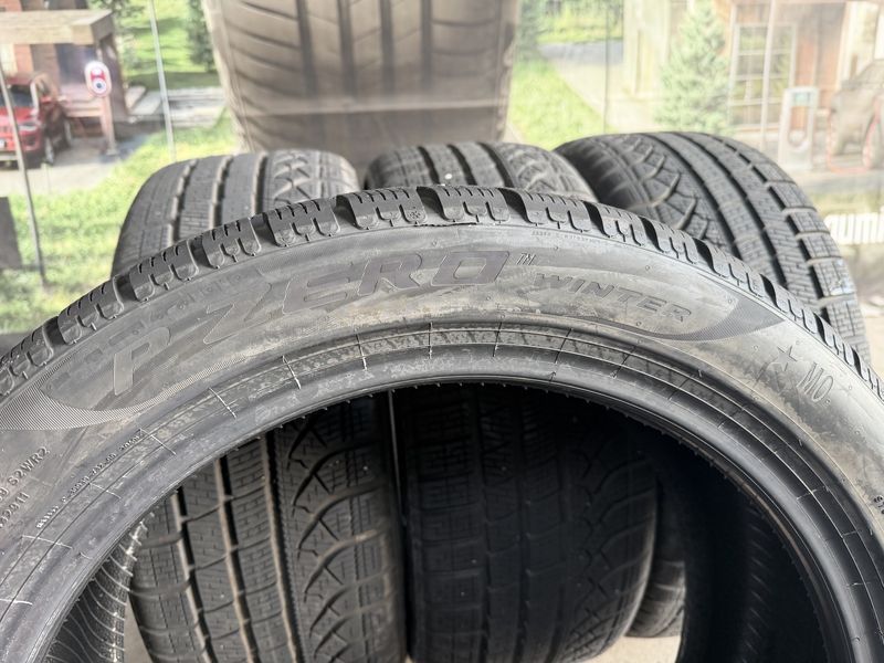 245/45/19 PIRELLI 4бр