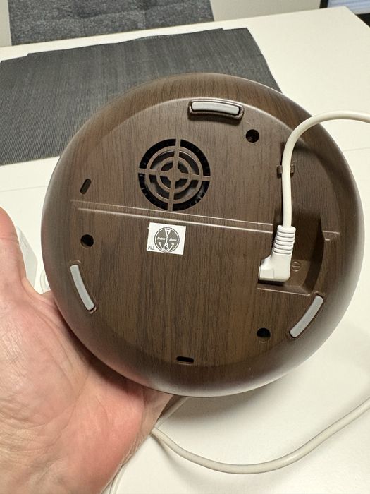 Ароматизатор и овлажнител