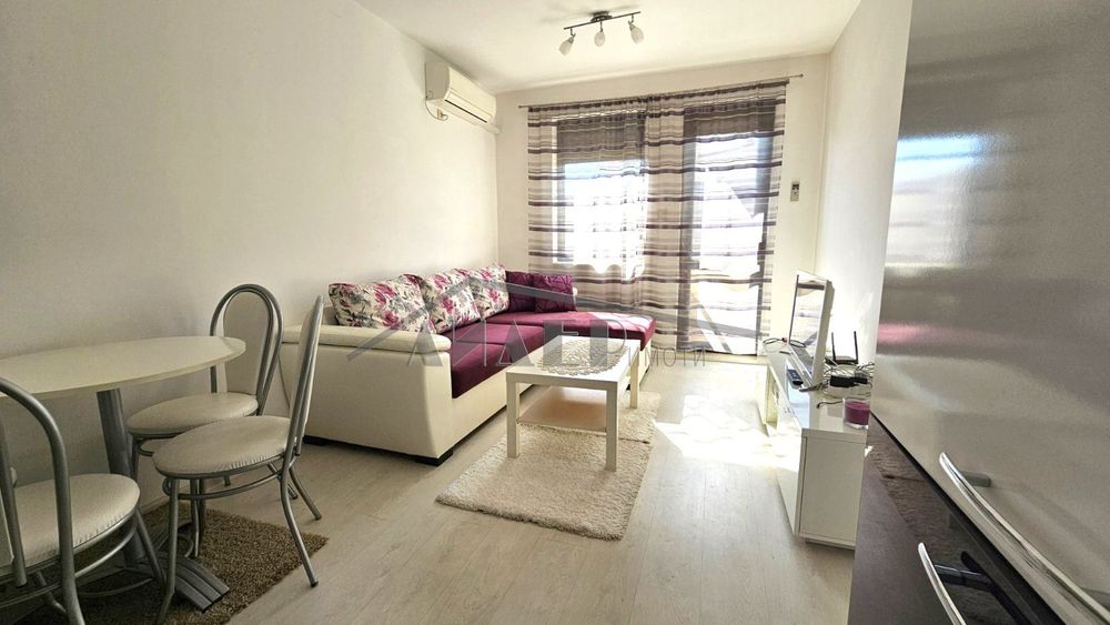 Дава се под наем Двустаен апартамент в Пловдив, Христо Смирненски - 60 кв.м за 400 € - Снимка #1