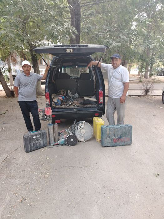 Demantaj ishlarini qilamiz.Beton buzamiz