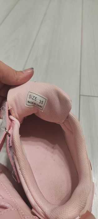 Кроссовки роликовые