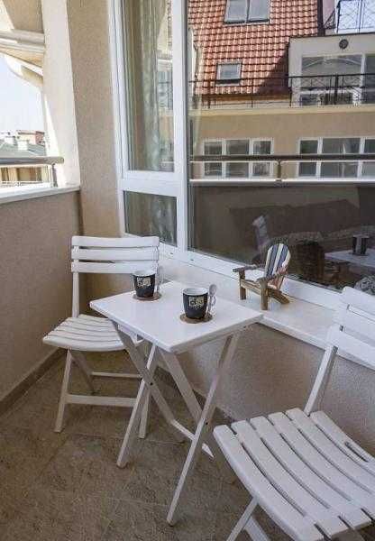 Дава се под наем Едностаен апартамент в Бургас, Лазур - 54 кв.м за 459 € - Снимка #4