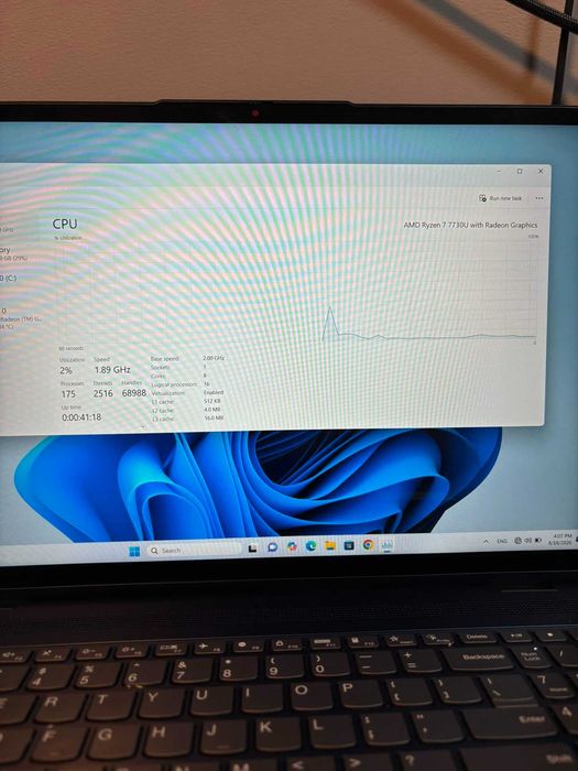 Laptop Lenovo / Ryzen 7 / 16 GB RAM DDR5 / Garantie * Krom Amanet Margeanului *