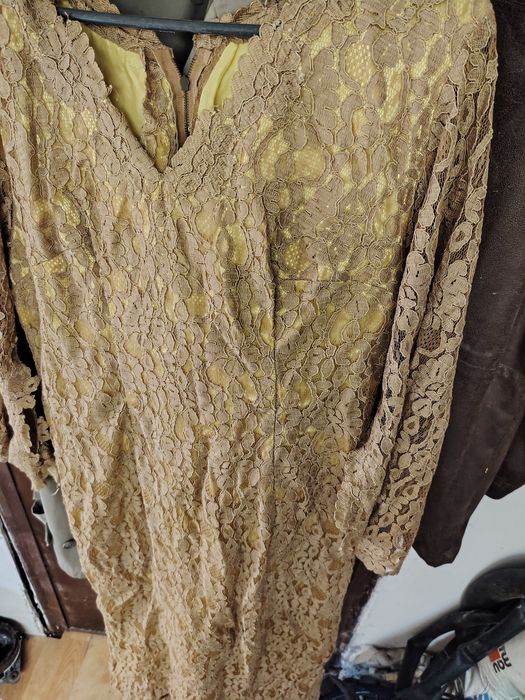 Vând rochi original