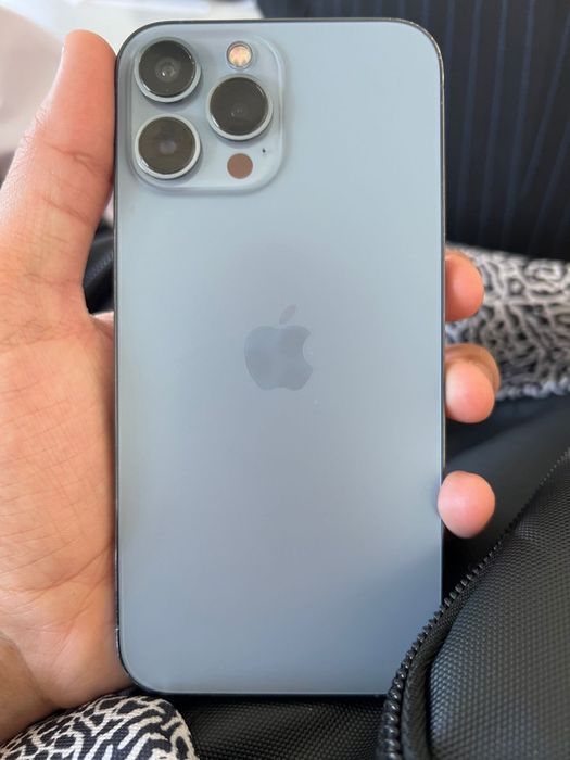 Обменяю 13 pro max на 14pro-pro max