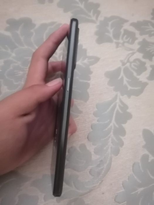 Realme GT NEO 3 150W.  12/256