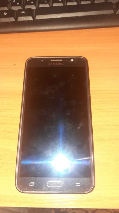 телефон самсунг G7 на запчасти