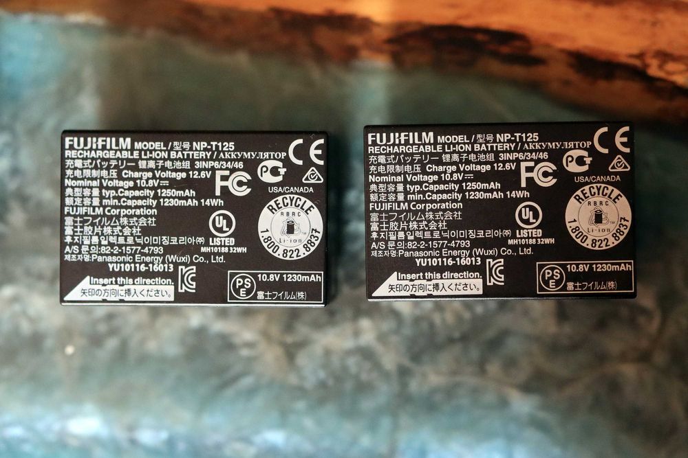 Среден формат Fuji GFX50S с обектив GF45mm f/2.8 WR и много екстри