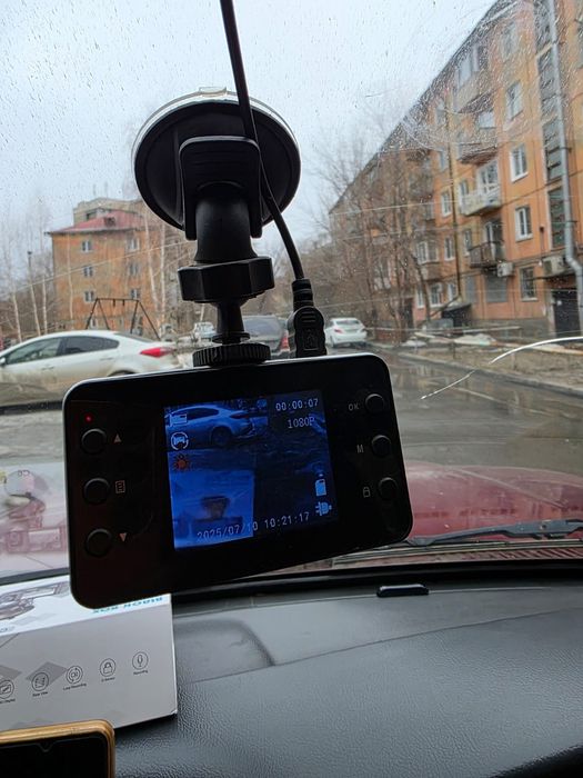 Продам видеорегистратор.