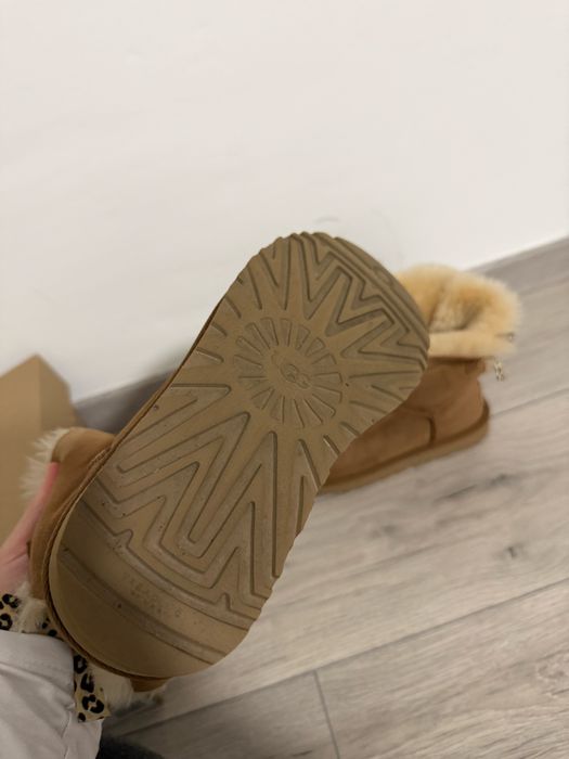 Ugg camel piele