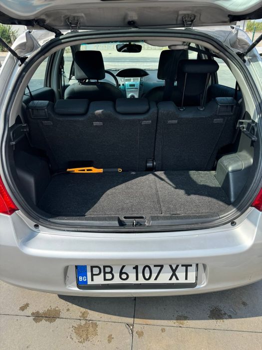 Toyota Yaris 2006 г.