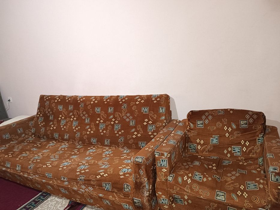 Диван и 2 кресла