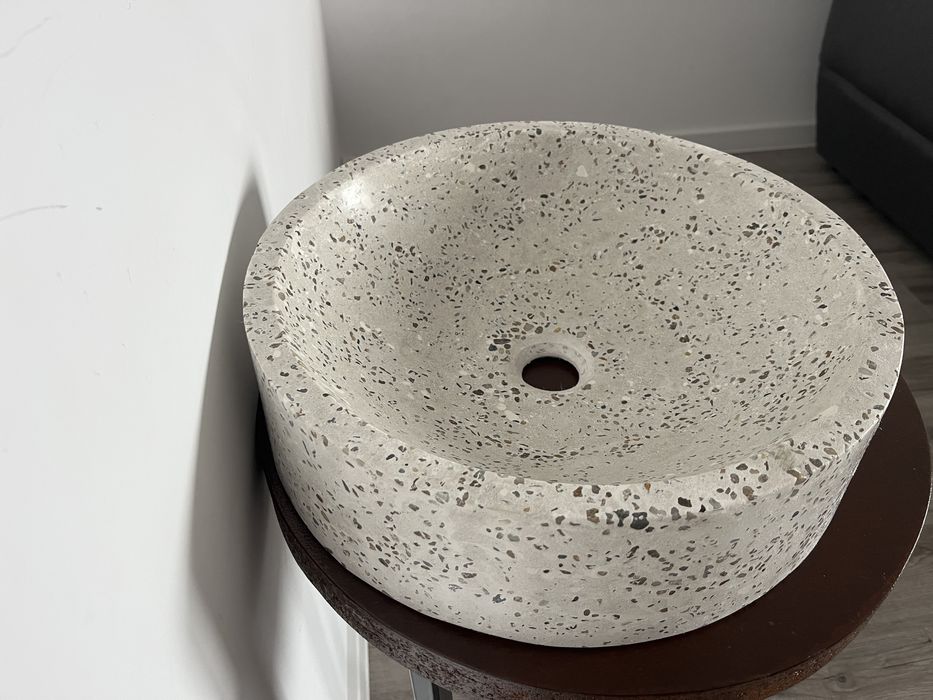 Lavoar baie tip terrazzo