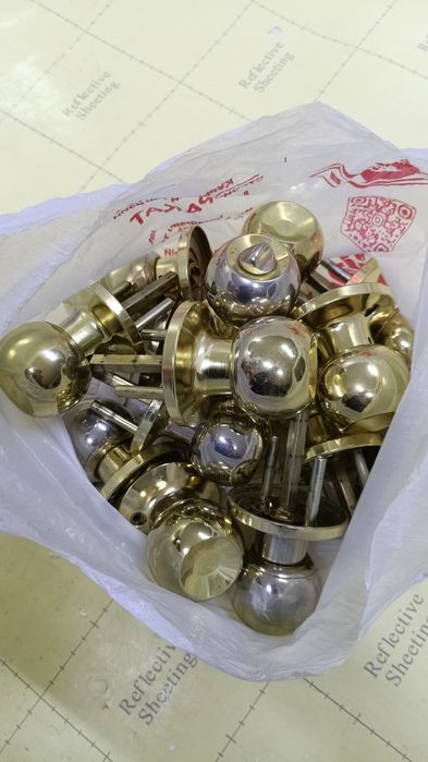 Продается межкомнатные двери