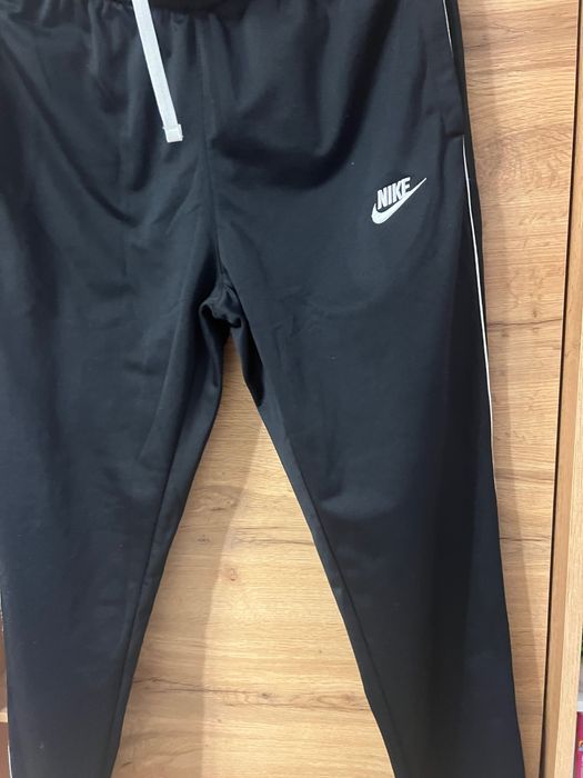 Черно долнище Nike