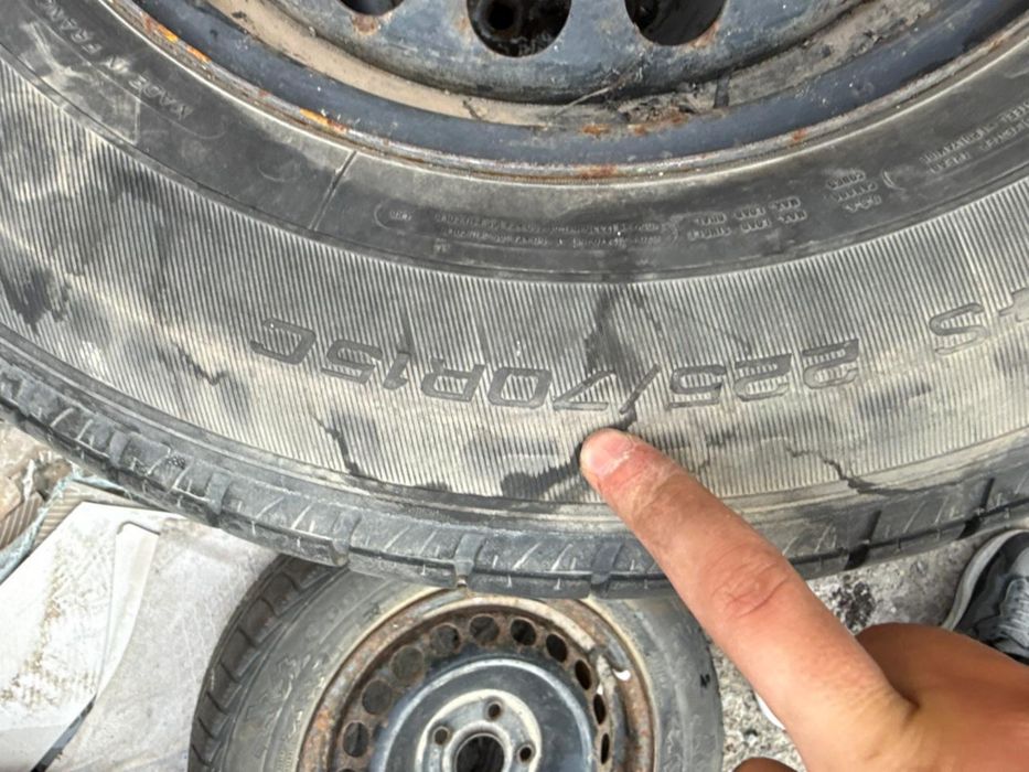 шины 225/70 R15C, 2 шт