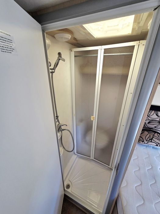 Rulota STERLING  2012  gama de top cu moover si ATC  trailer control