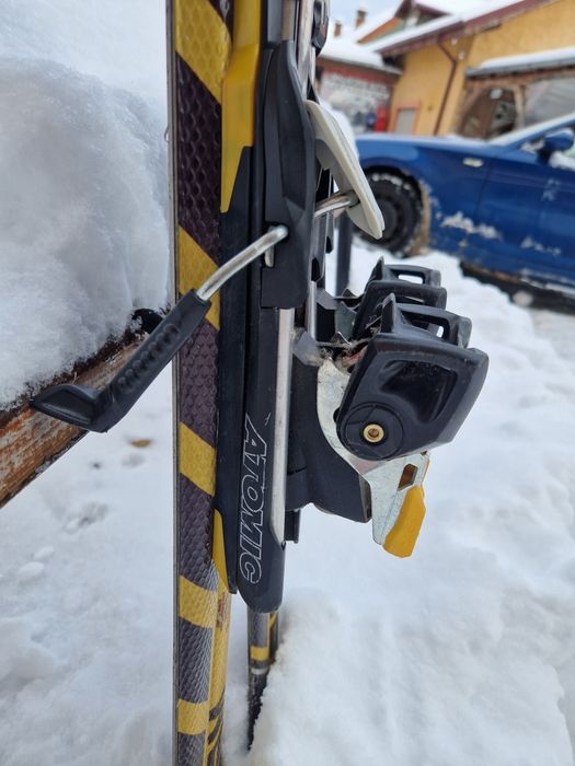 Schiuri Atomic marime 170