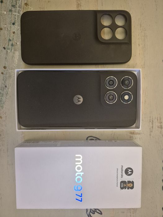 Motorola G77 8GB și 256GB