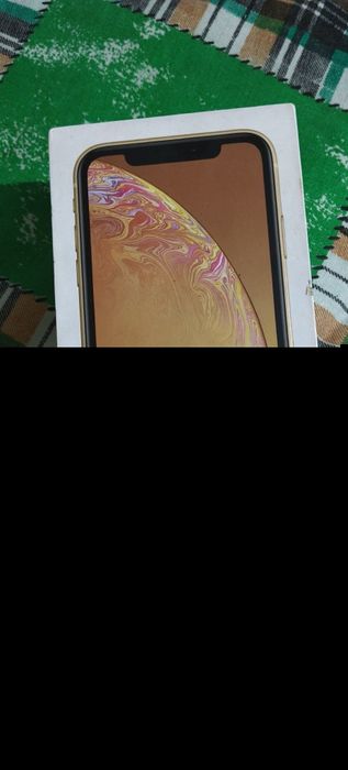 Продам айфон XR в идеальном состоянии