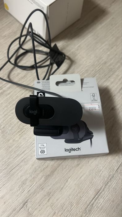 Web камера Logitech BRIO 100
