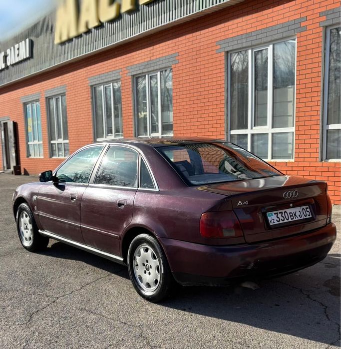 Продам Ауди А4 1996 года выпуска