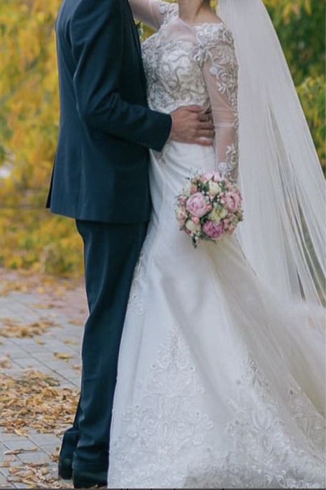 Свадебное платье