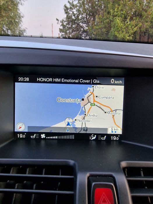 Volvo XC 60 cu distribuția noua!!!