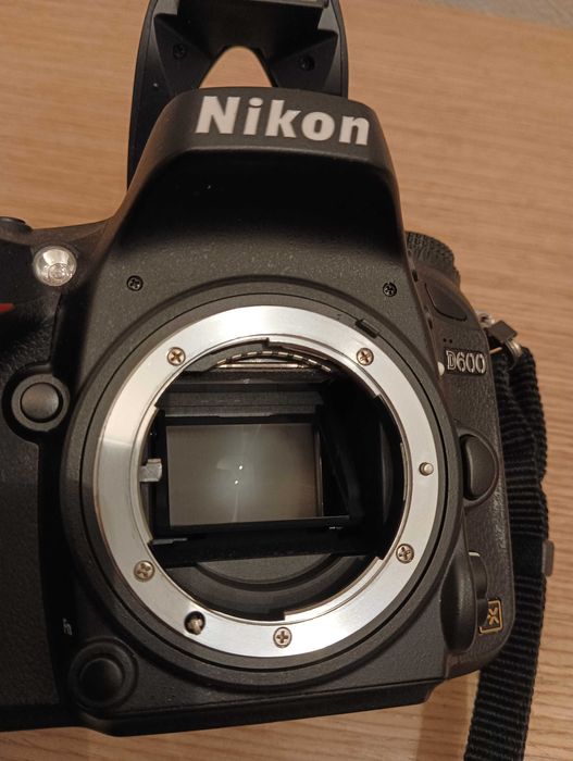 Фотоаппарат Nikon D600