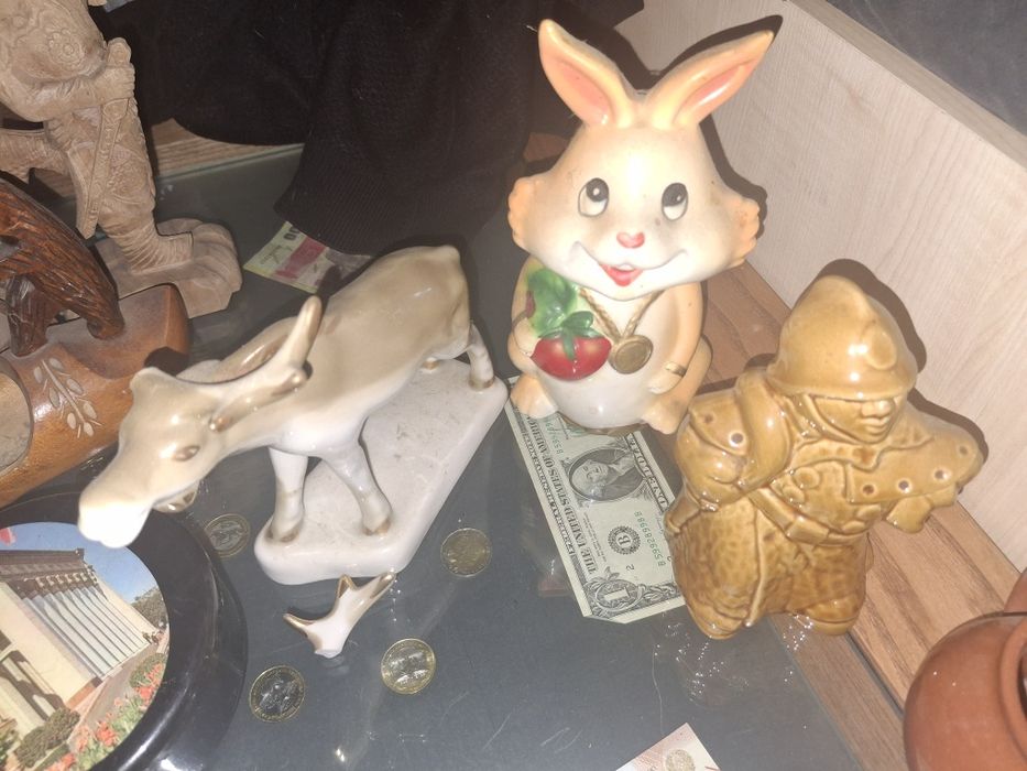 Продам статуэтки