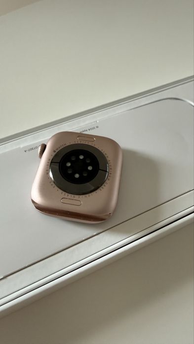 Apple Watch 10 42mm rose gold