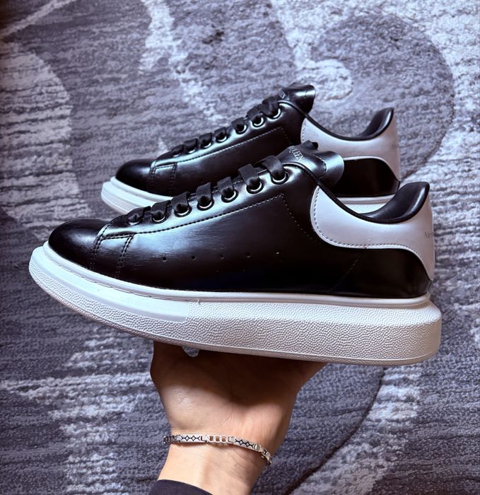 Alexander McQueen black&white