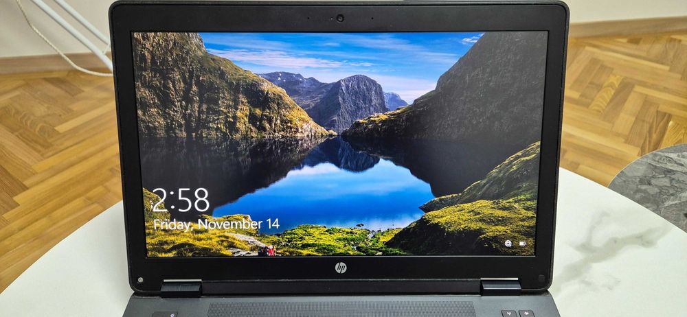 Workstation HP zBook 17 G2 - i7, 24GB RAM, SSD+HDD, IPS Full HD