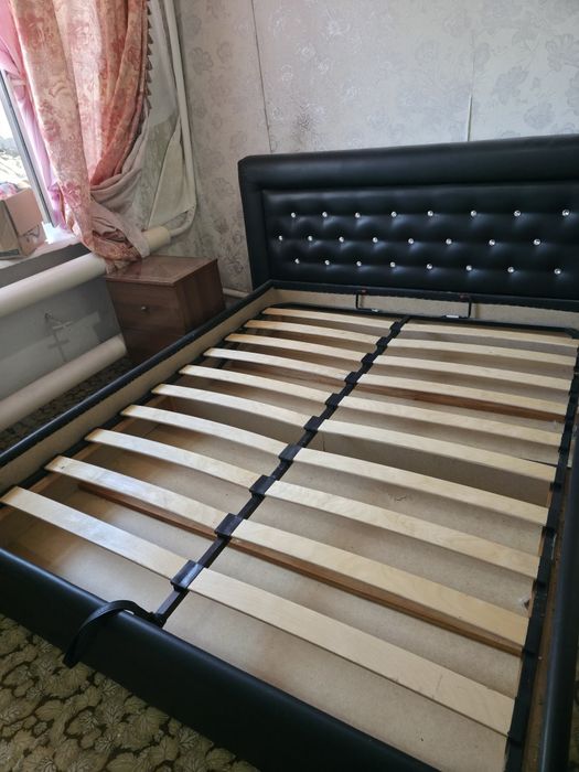 Продам кровать срочно