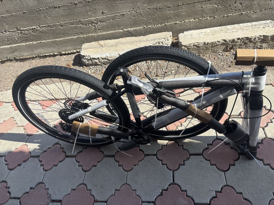 HARO Beasley One 29 L — Black/Blue
