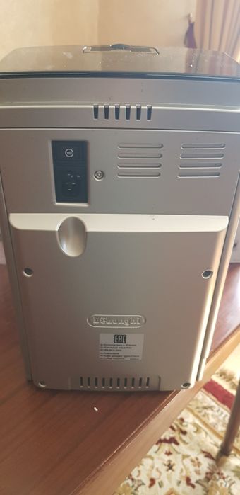 Кофемашина Delonghi