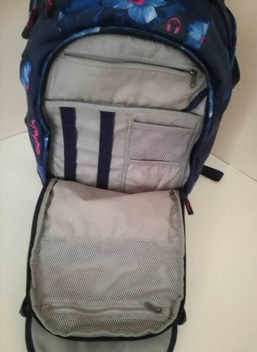 Ученическа ергономична раница Satch