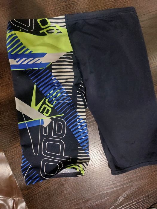 Плавательные принадлежности