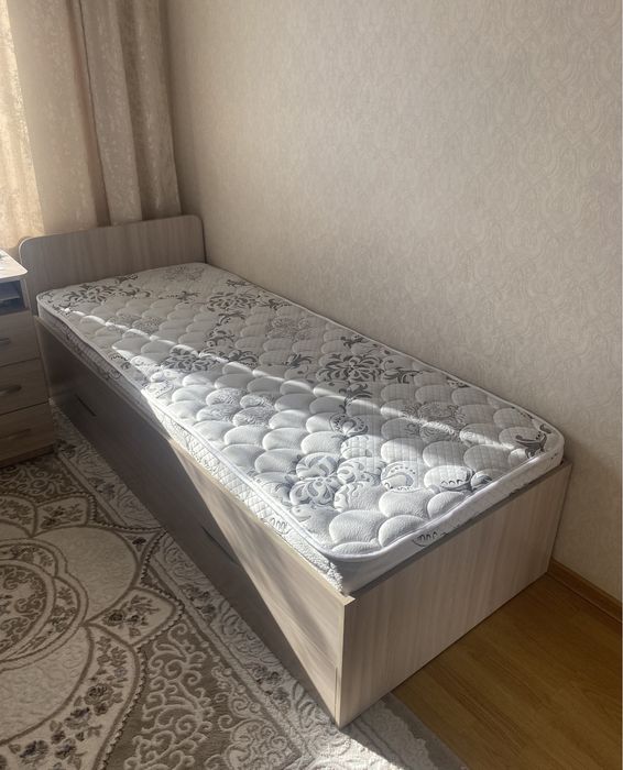 Кровать для спальни