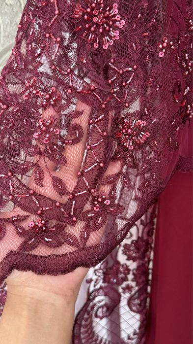 Вечерние платья