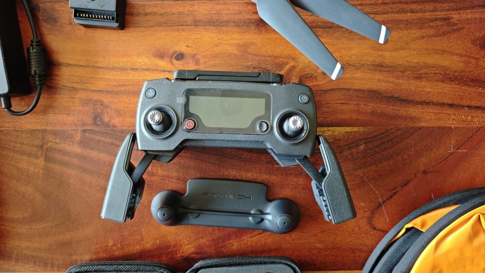 Пълен комплект DJI Mavic pro + аксесоари