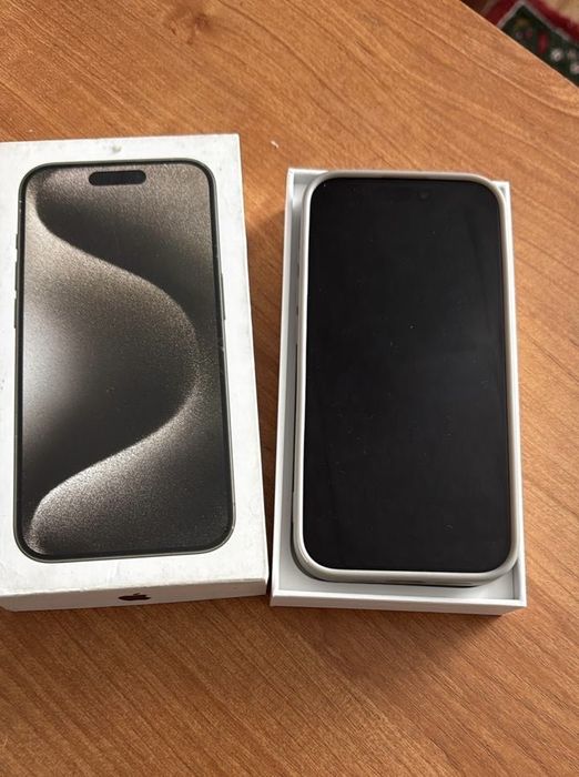 Продам iPhone 15 pro серый