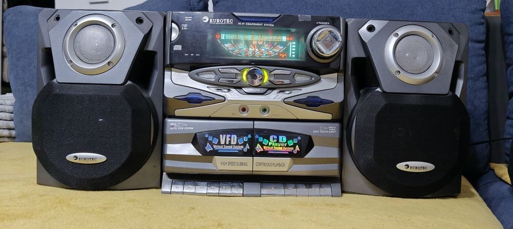 Radiocasetofon vechi