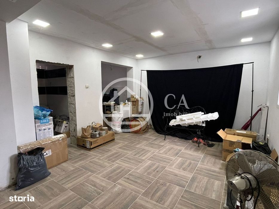 Casa de vanzare D+P+E+M cu 5 camere în Livada De Bihor