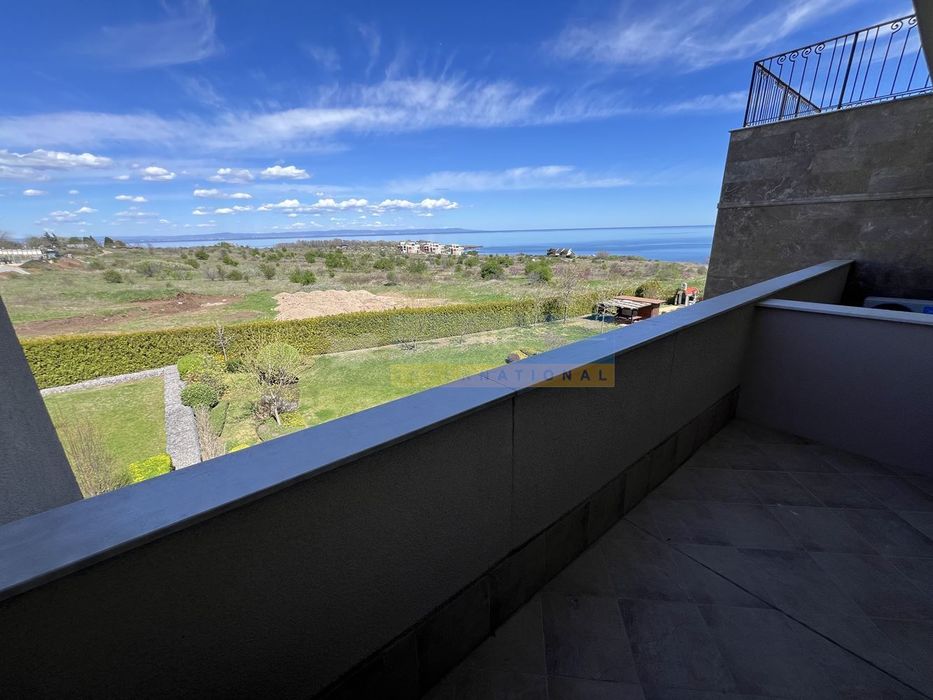 2-стаен апартамент с гледка море