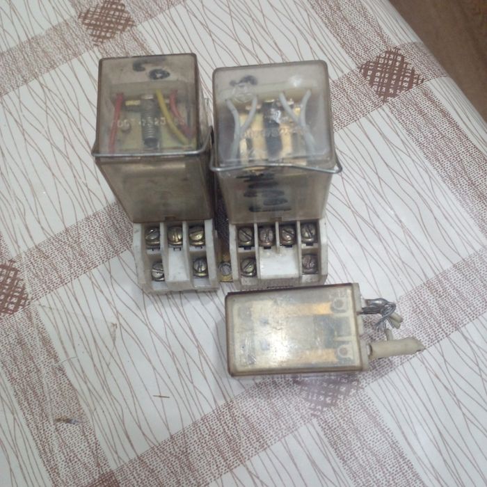 Реле промежуточное.